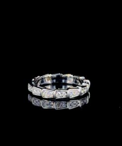 Beautiful Bridal Diamond Ring Made In 925 Sterling Silver Embellished With Shinny Moissanite Diamond For Anniversary Gift